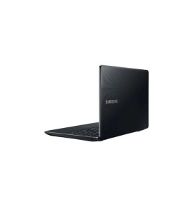 Samsung NP300E5M com HD 500GB para armazenamento